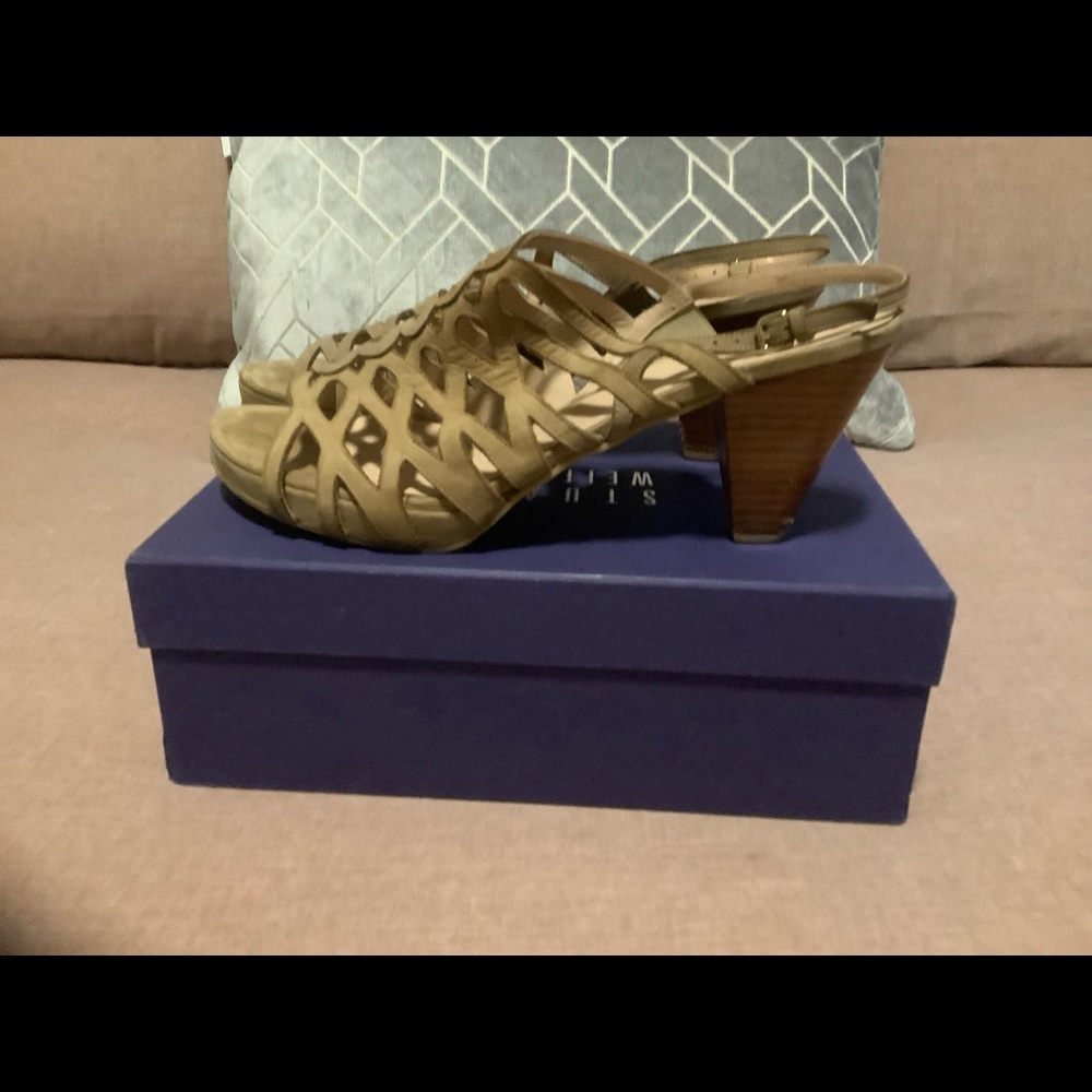 Women suede sandals